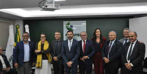 “É preciso acabar com o preconceito que afasta as pessoas da política”, afirma deputado Idilvan Alencar